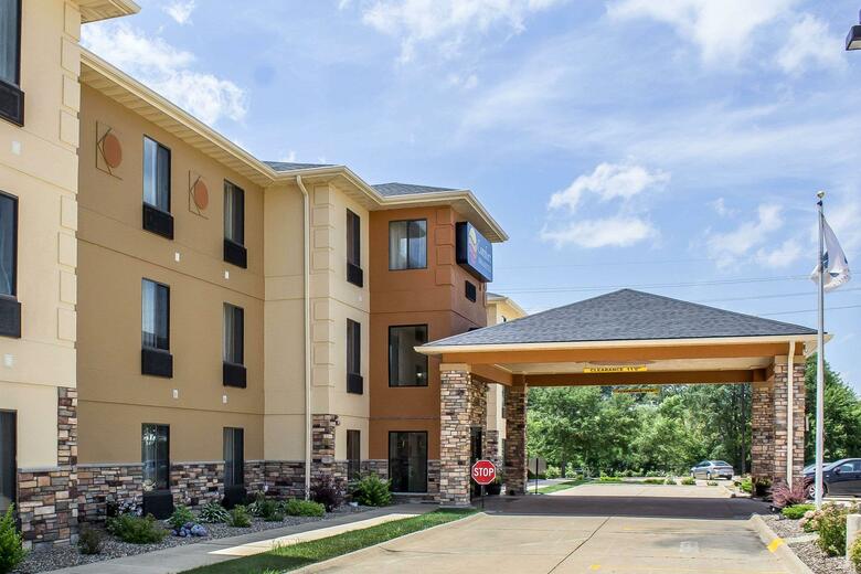 Hotel Comfort Inn & Suites Cedar Rapids North - Collins Road