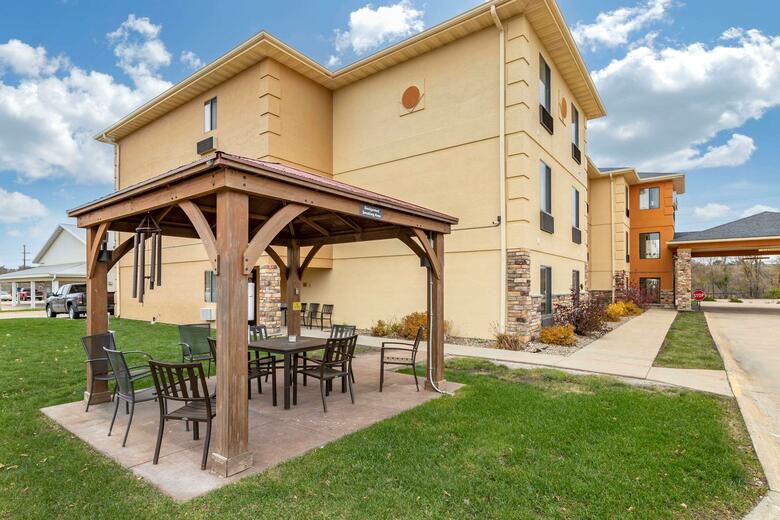 Hotel Comfort Inn & Suites Cedar Rapids North - Collins Road