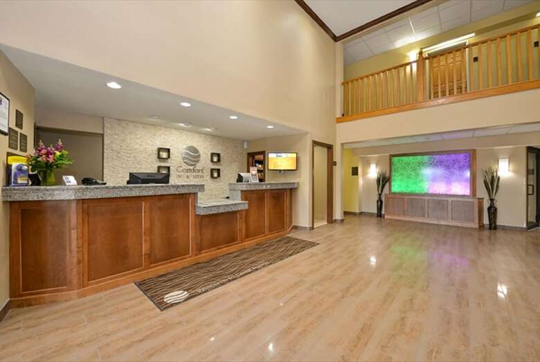 Hotel Comfort Inn & Suites Cedar Rapids North - Collins Road