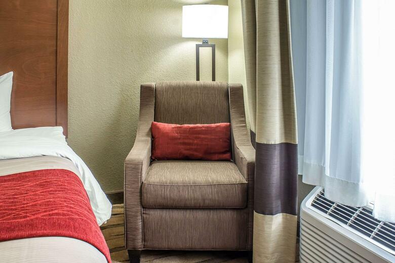 Hotel Comfort Inn & Suites Cedar Rapids North - Collins Road