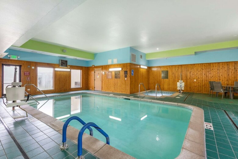 Hotel Comfort Inn & Suites Cedar Rapids North - Collins Road