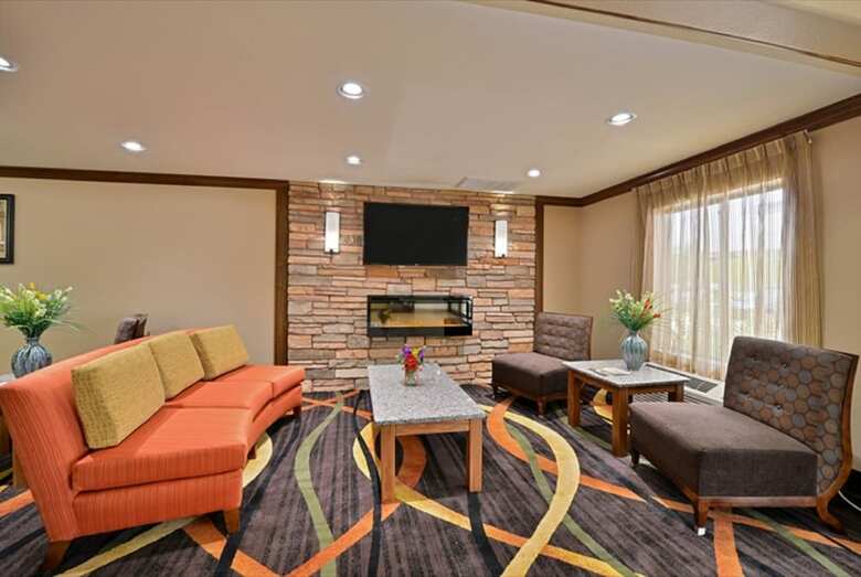 Hotel Comfort Inn & Suites Cedar Rapids North - Collins Road