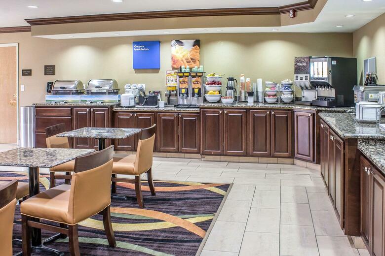 Hotel Comfort Inn & Suites Cedar Rapids North - Collins Road