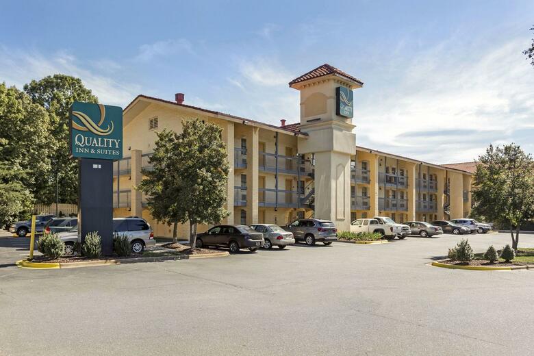 Hotel Quality Inn & Suites Charlotte Airport