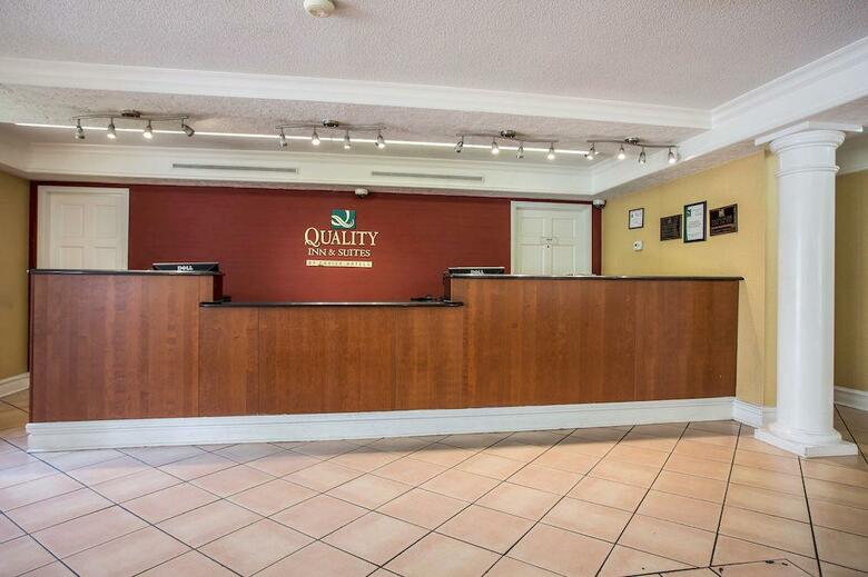 Hotel Quality Inn & Suites Charlotte Airport