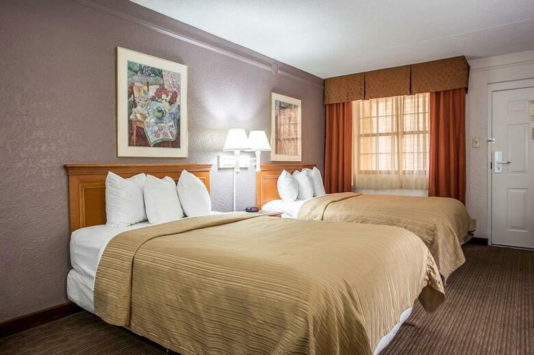 Hotel Quality Inn & Suites Charlotte Airport