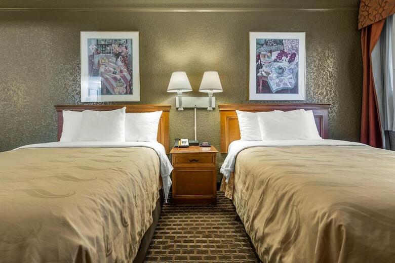 Hotel Quality Inn & Suites Charlotte Airport