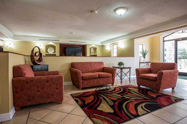 Hotel Quality Inn & Suites Charlotte Airport