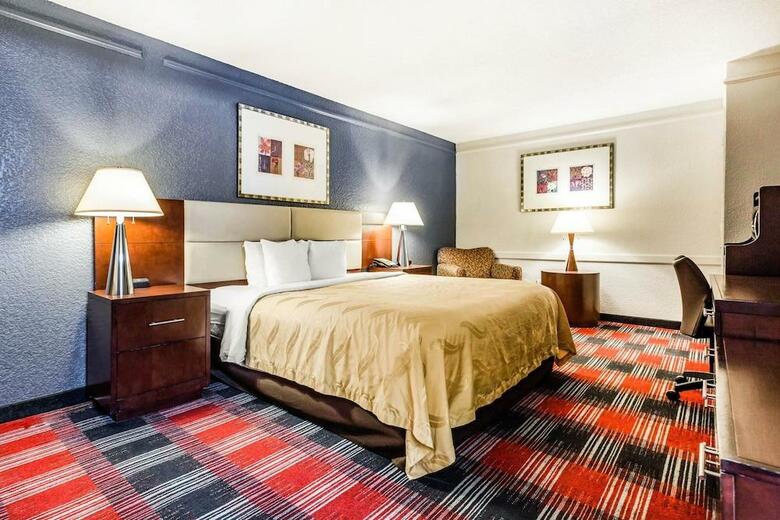 Hotel Quality Inn & Suites Charlotte Airport