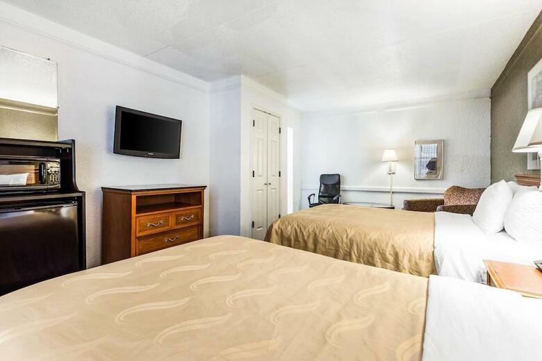 Hotel Quality Inn & Suites Charlotte Airport