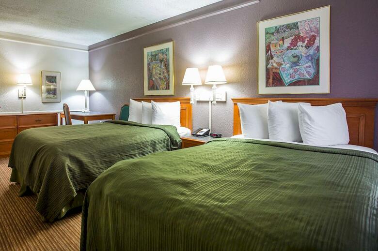 Hotel Quality Inn & Suites Charlotte Airport