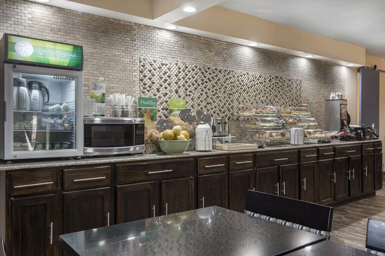 Hotel Quality Inn & Suites Charlotte Airport