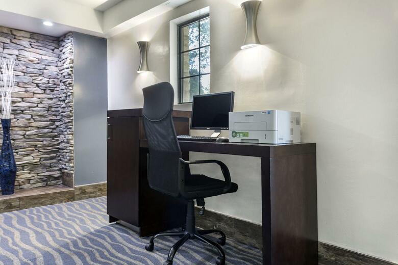 Hotel Quality Inn & Suites Charlotte Airport