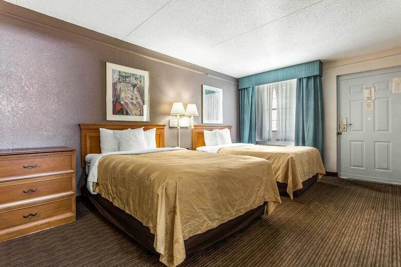 Hotel Quality Inn & Suites Charlotte Airport