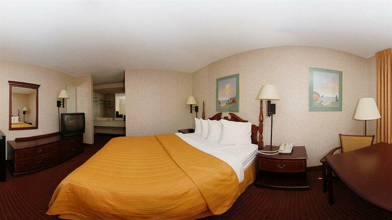 Hotel Quality Inn & Suites Charlotte Airport