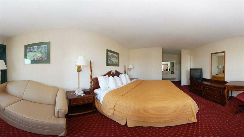 Hotel Quality Inn & Suites Charlotte Airport