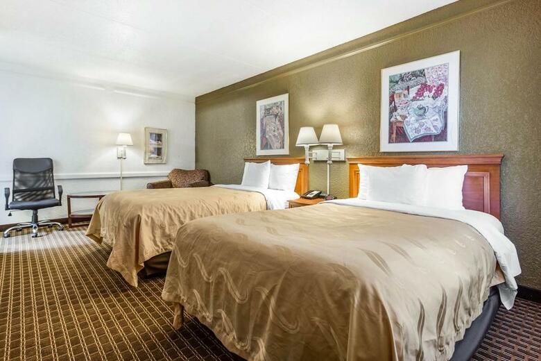 Hotel Quality Inn & Suites Charlotte Airport