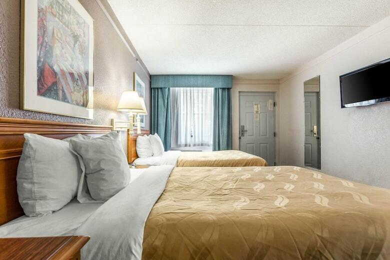 Hotel Quality Inn & Suites Charlotte Airport