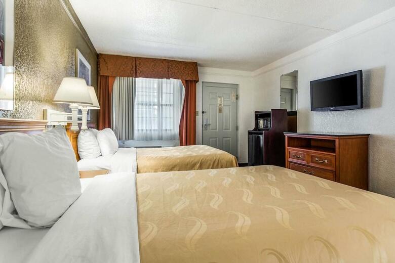 Hotel Quality Inn & Suites Charlotte Airport