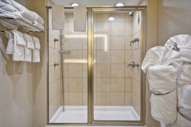 Hotel Embassy Suites Charlotte