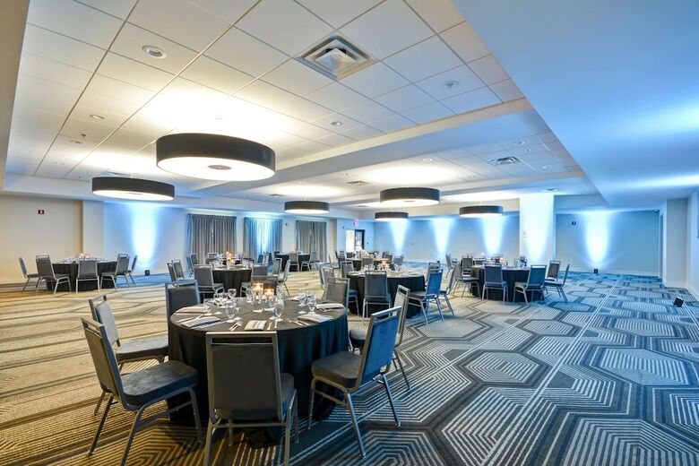 Hotel Embassy Suites Charlotte