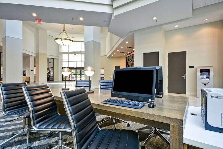Hotel Embassy Suites Charlotte