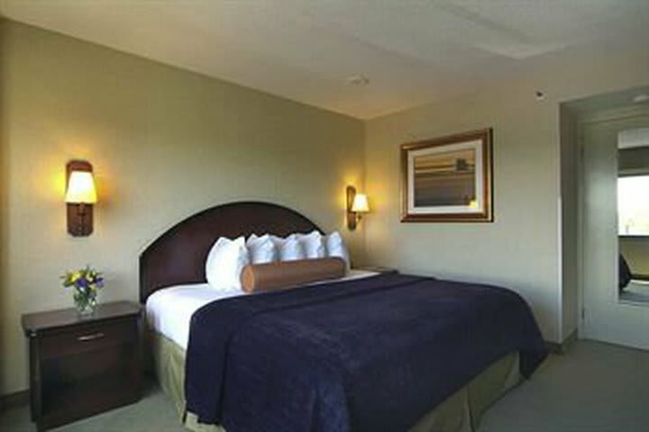 Hotel Embassy Suites Charlotte