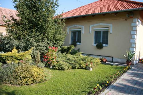 Jo�-t� Apartmanh�z