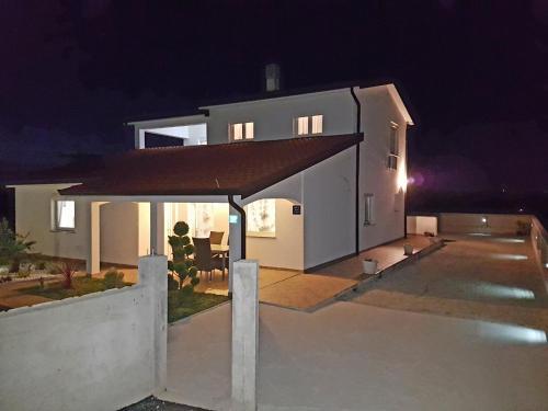 Two-bedroom Apartment In Kastel III