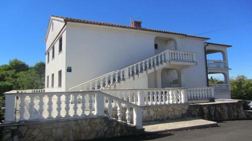 Two-bedroom Apartment In Klimno V