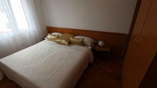 Two-bedroom Apartment In Klimno IV