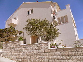 Apartments Pera