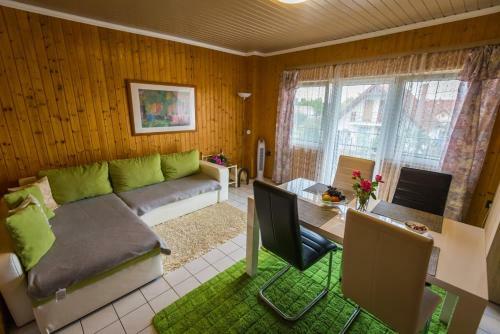 Hostal Joli Guesthouse