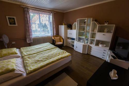 Hostal Joli Guesthouse