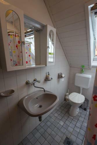 Hostal Joli Guesthouse