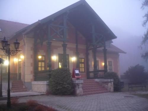 Bed & Breakfast St. Hubertus �tterem �s Panzi�