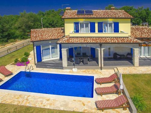 Villa Monika