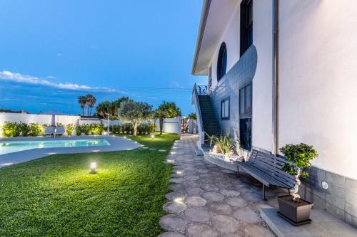 Villa Teocrito Piscina & Mare