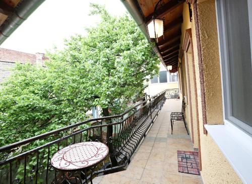 Hostal Vienna Apartments