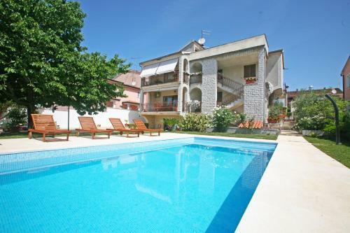 Apartments Maras