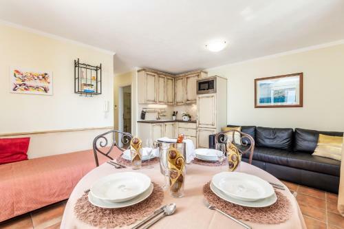 Apartments Villa Nora
