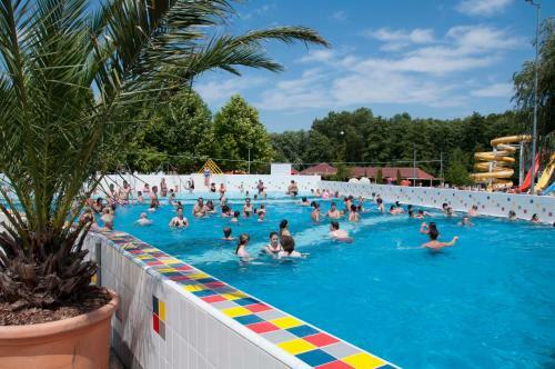 Karos Boni Term�l Hotel