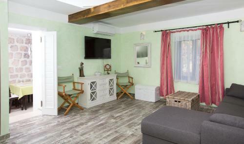 Apartments Orica I