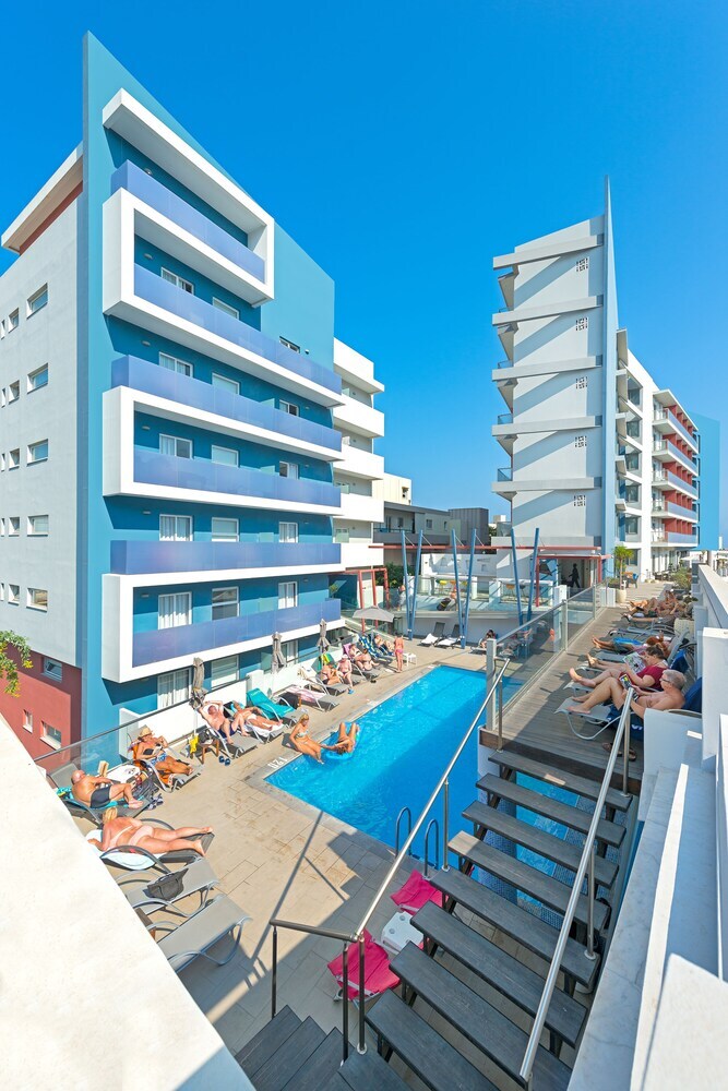Hotel Semiramis