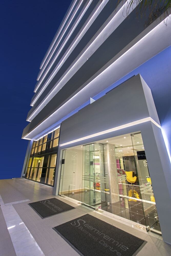 Hotel Semiramis