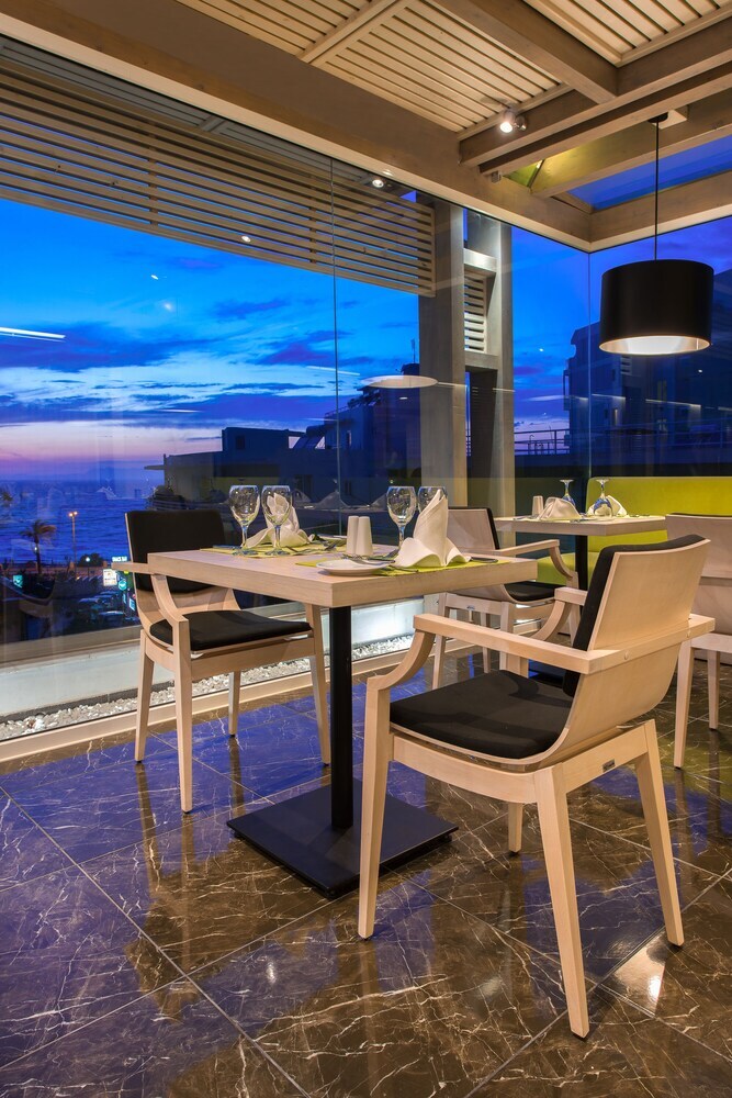 Hotel Semiramis