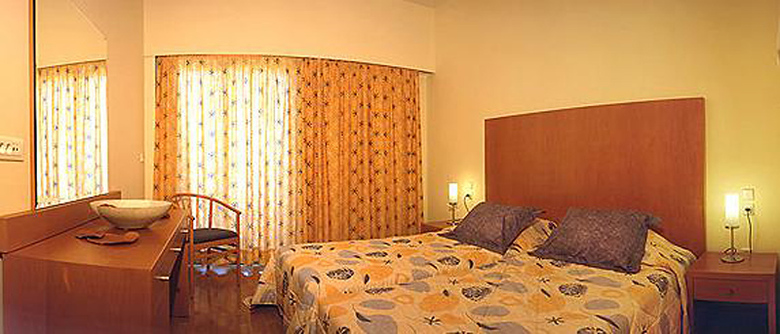 Hotel Angela Suites