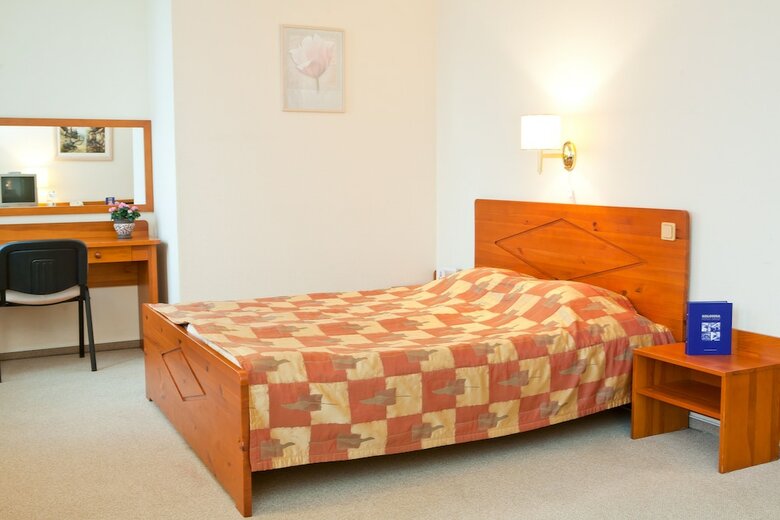 Kolonna Hotel Brigita