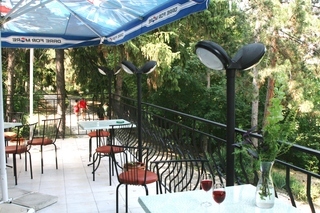 Hotel Briz(.)