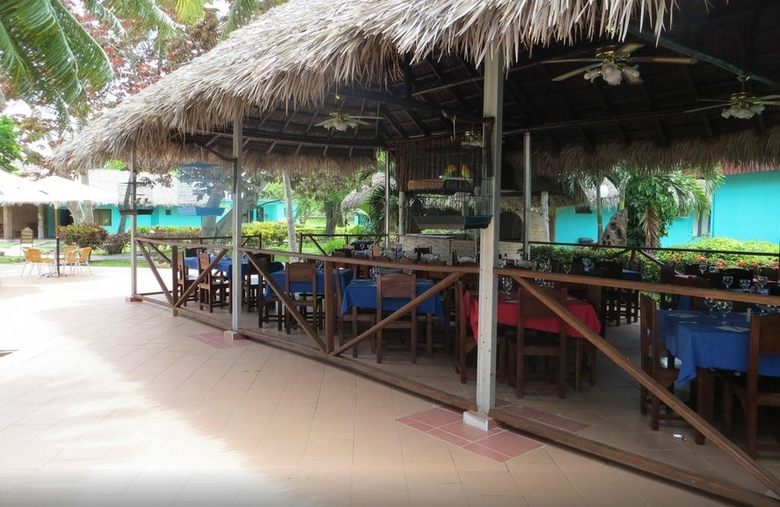 Hotel Los Caneyes
